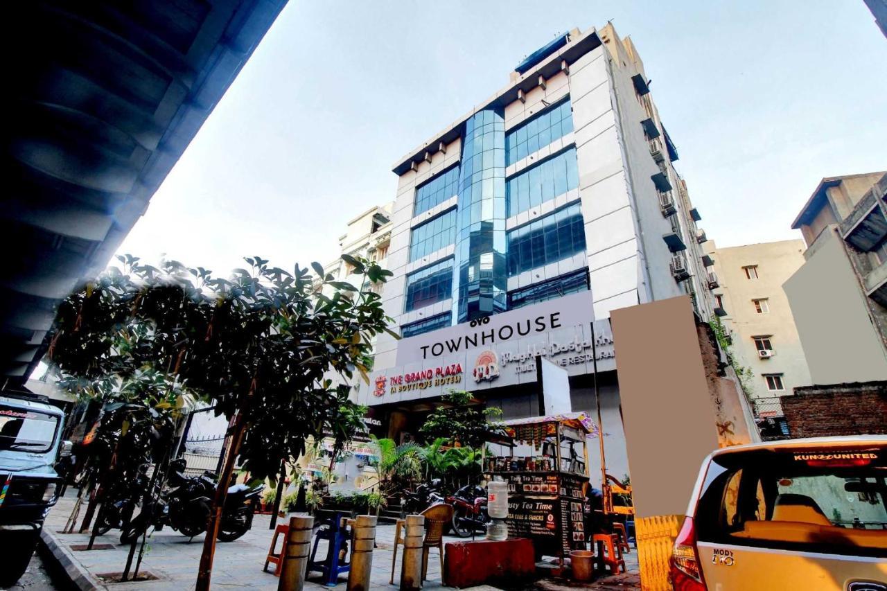 Hotel Townhouse The Grand Plaza Hyderabad Exterior foto